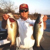 Pro Bass Angler Tom Lester Ⅱ